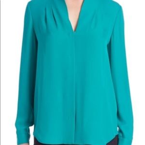 Elie Tahari Blouse cricket color
